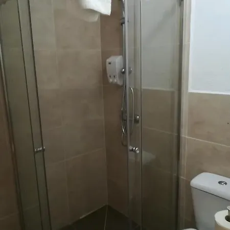 Gasthuis The Monkey 2*