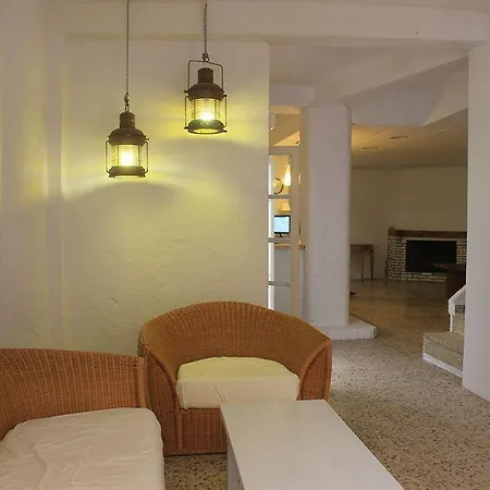 Guest house The Monkey Marbella