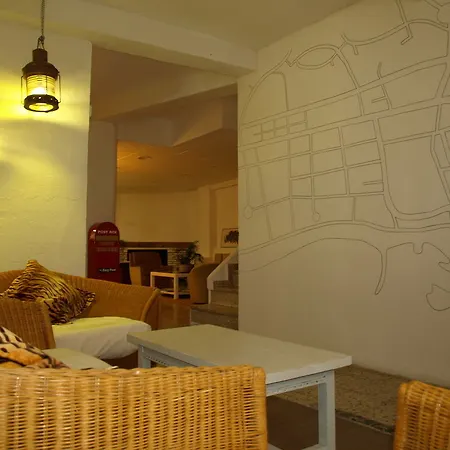 The Monkey Guest house Marbella