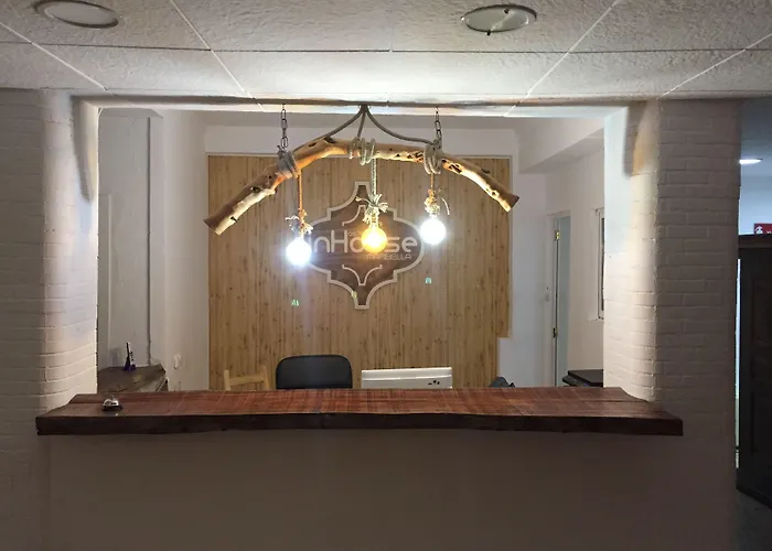 The Monkey Pensión 2*